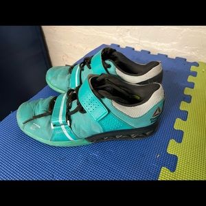 Reebok Lifting Shoes womens size 8.5